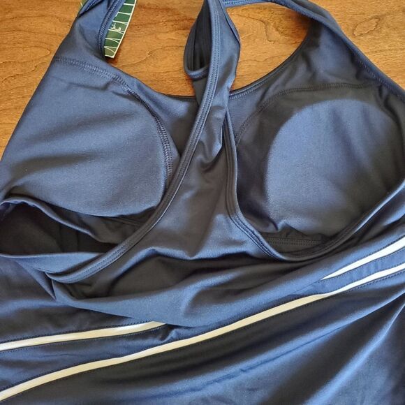 New Inphorm Swim Top - Picture 4 of 7